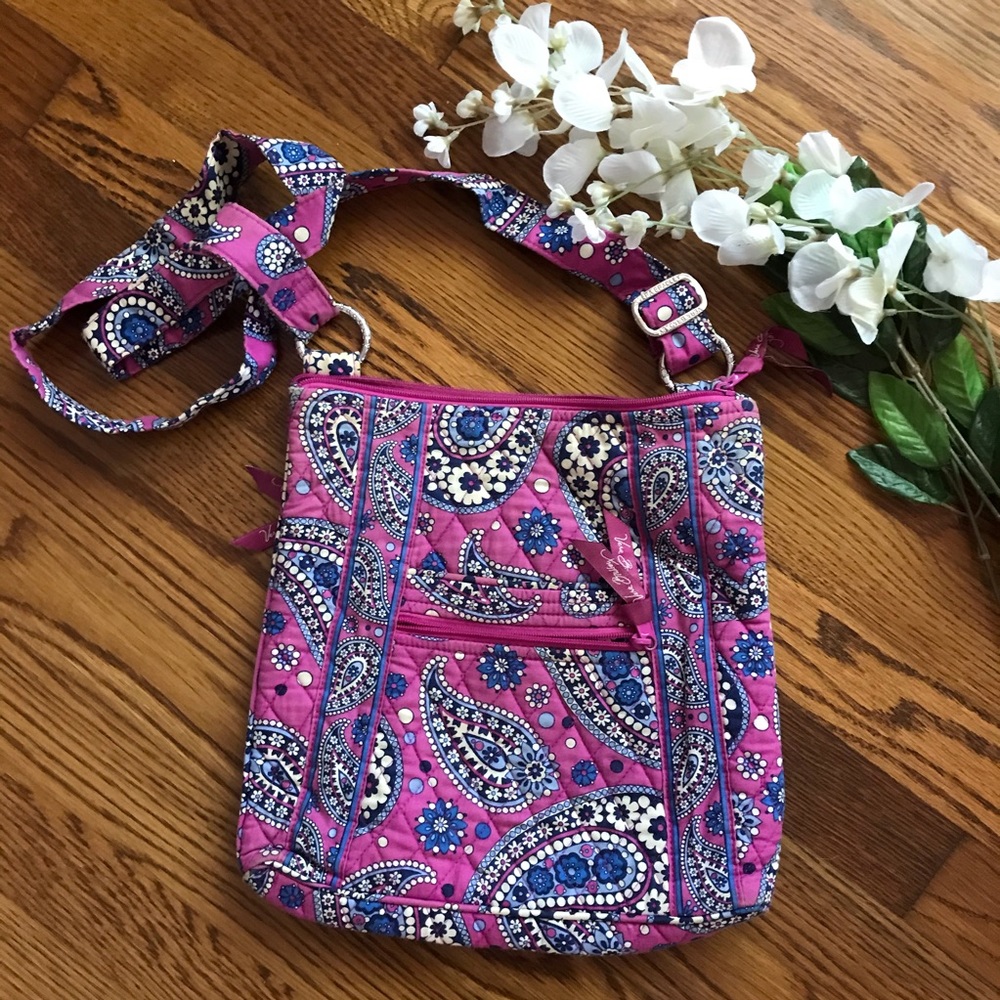 VERA BRADLEY CROSSBODY-Retired Pattern